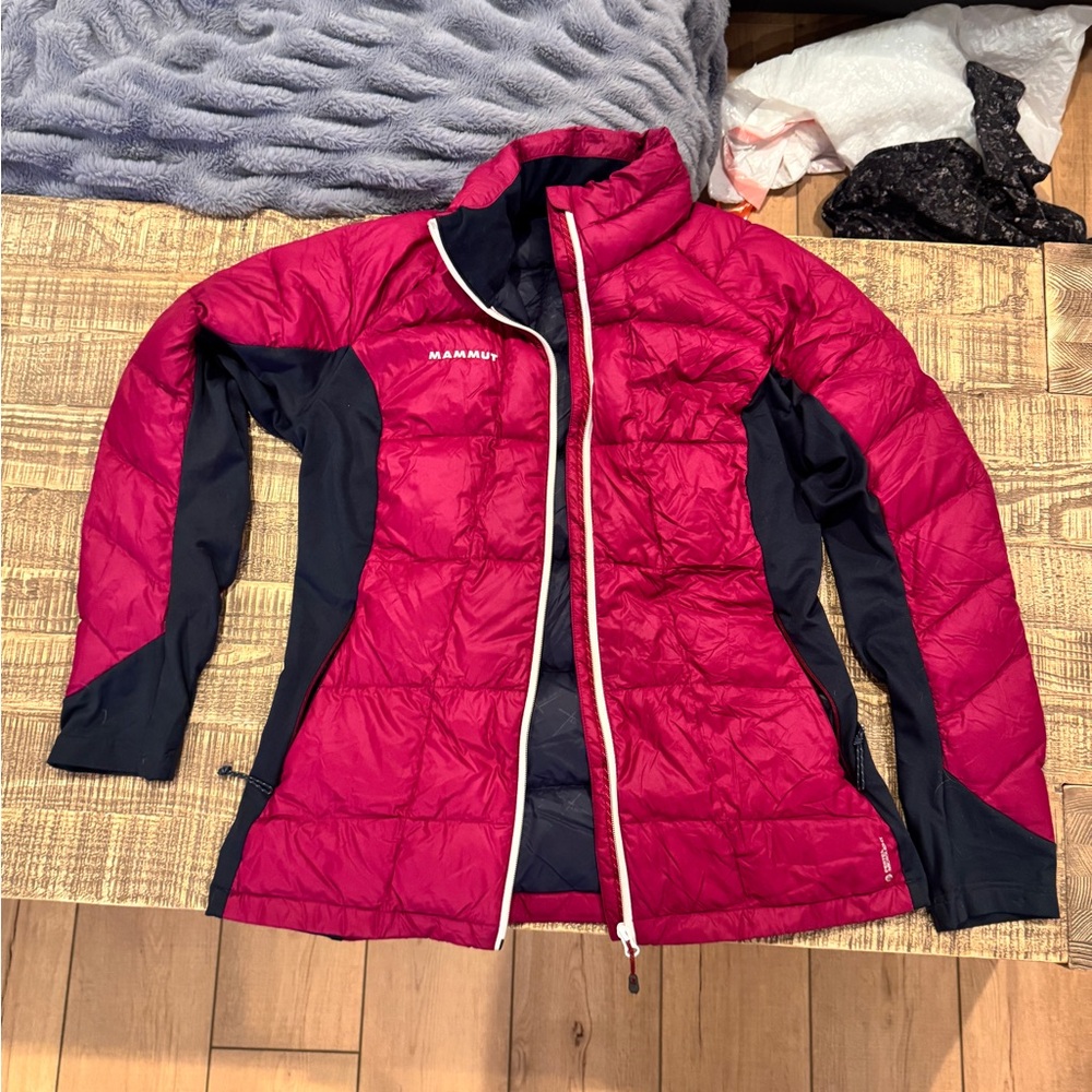 Mammut Women's Red and Black Ski Jacket